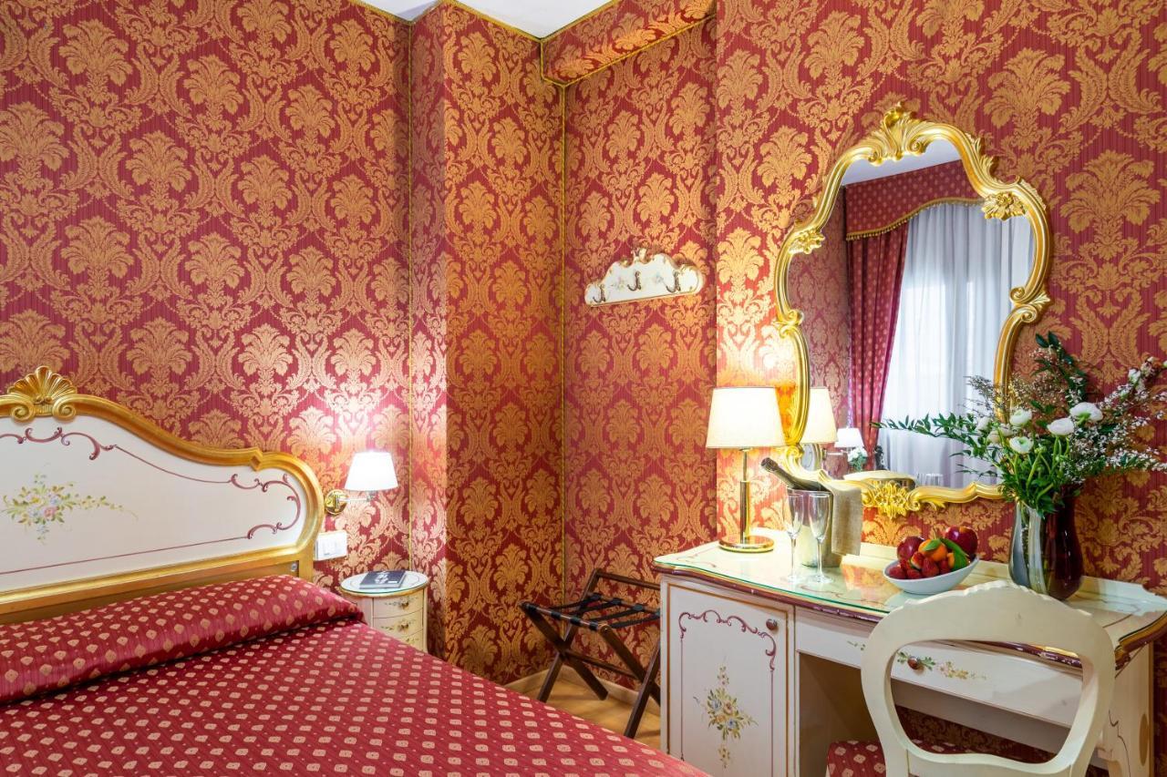 Hotel Al Gazzettino Venezia Esterno foto